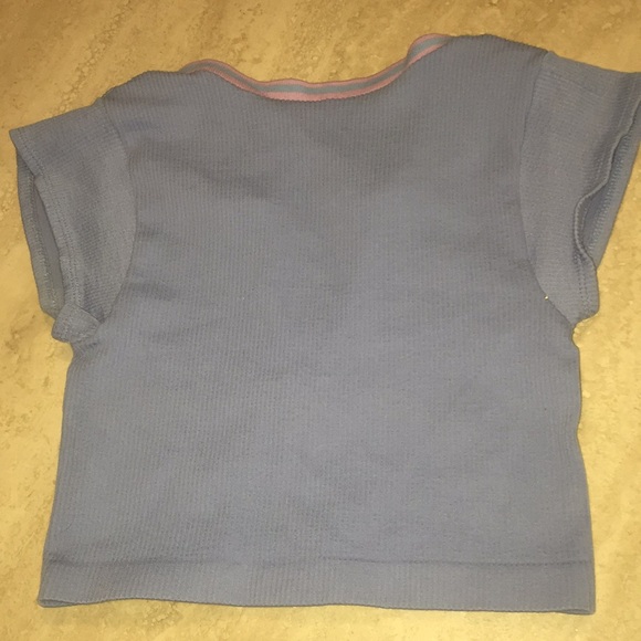 Out From Under Go for the Gold Seamless Shirt - Picture 3 of 5